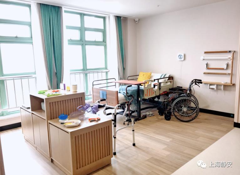 醫(yī)療、康復(fù)、生活照料……這些需求在家門口就能解決！靜安這里正打造“沒有圍墻的養(yǎng)老院”(圖10)